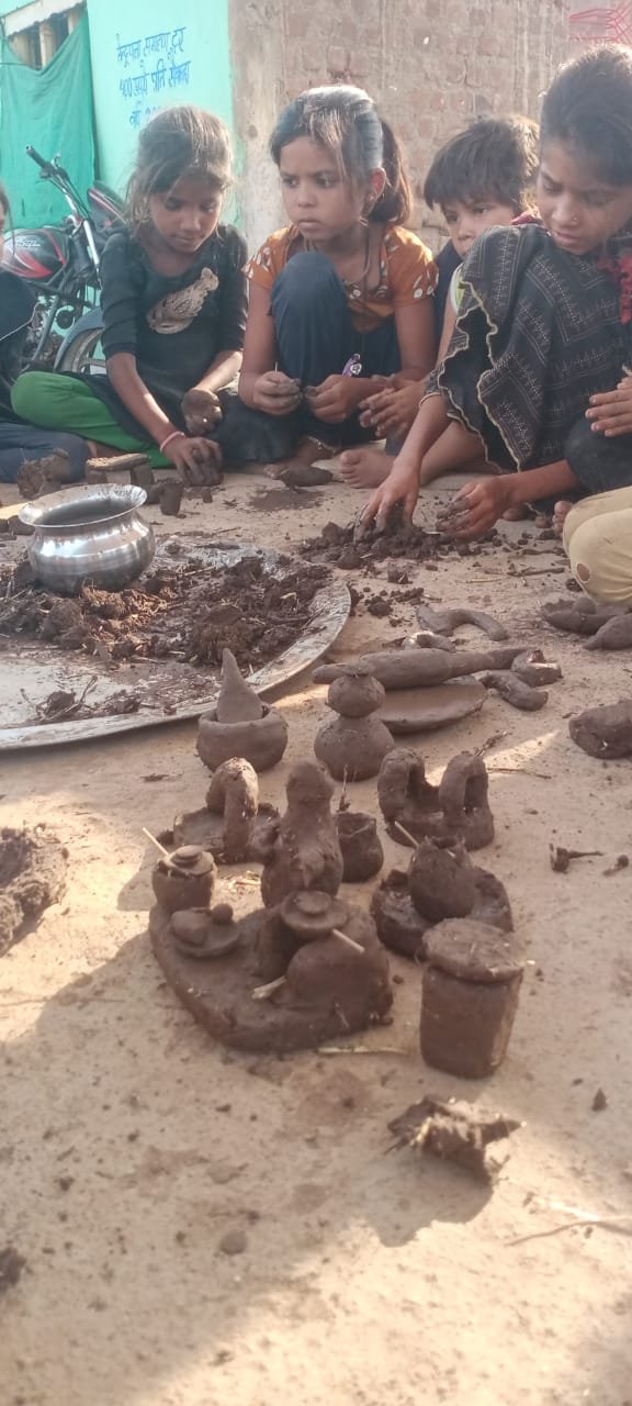 Kids-playing-making-soil